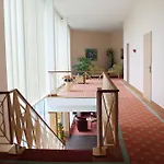 酒店 瓦尔滴滴11号酒店 3*